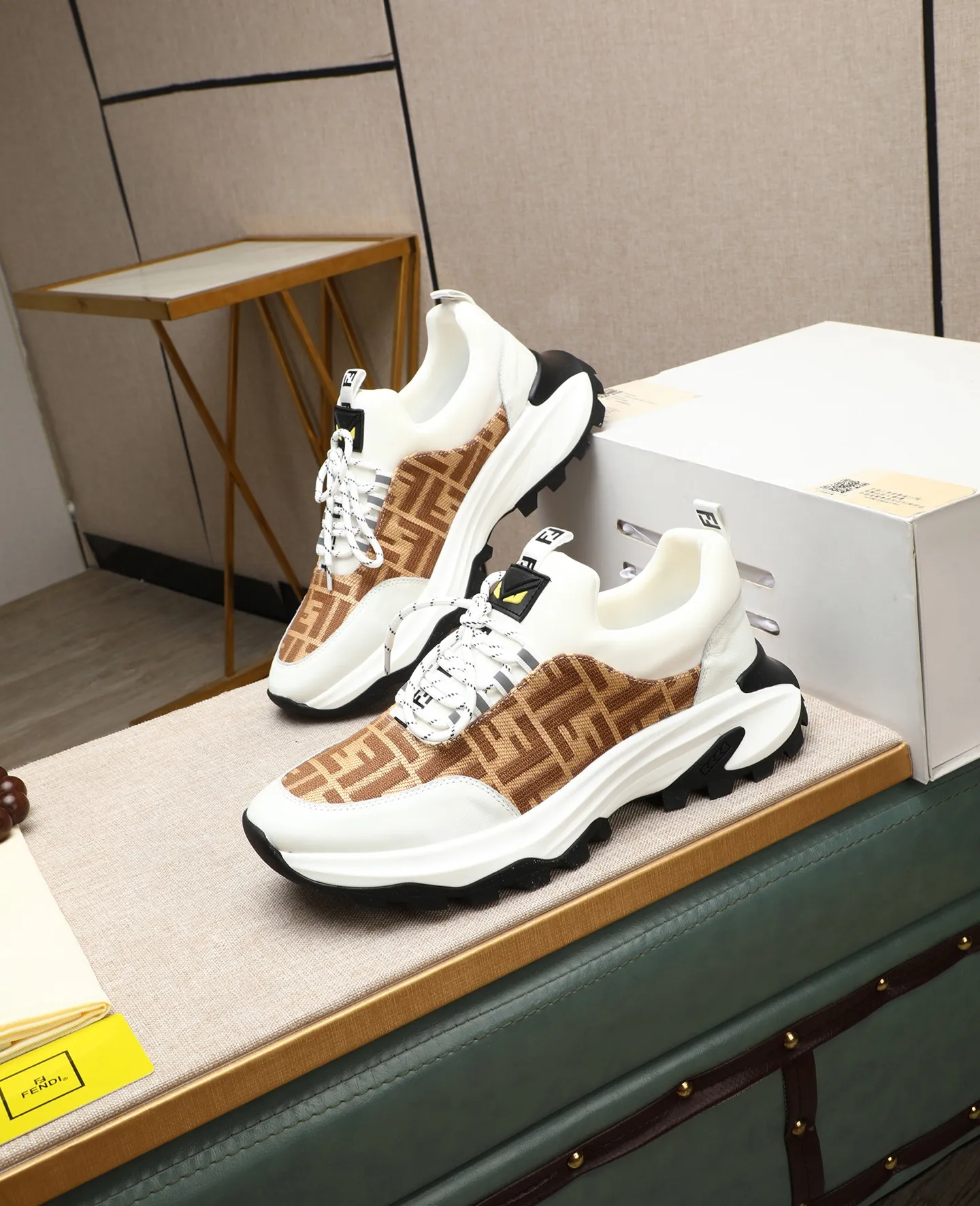 Men's shoes 💰460🕷🕷[FENDI] Fendi fashionable casual men's shoes 🇨🇳Original official website 1:1 model opening, new models are available first 💯Not high-profile but avant-garde, simple About low-key and fashionable, super versatile style 🌿 Made of original cowhide ➕ Pigskin lining 🎋 The version is comfortable on the feet, so rigorous for any small place, and the workmanship is first-class 🍍38-44 Large quantities in stock